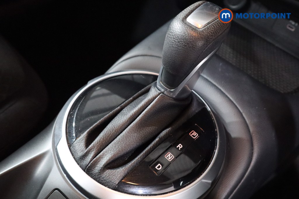Nissan Juke Acenta Premium Automatic Petrol SUV - Stock Number (1575558) - 14th supplementary image