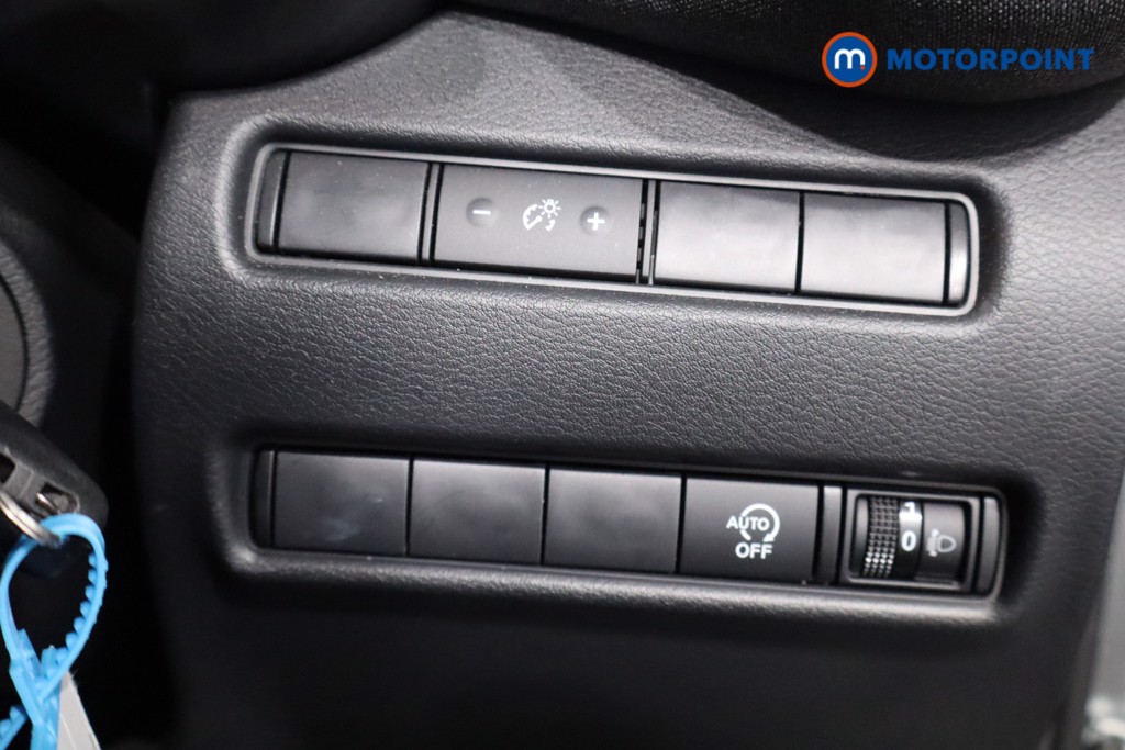 Nissan Juke Acenta Premium Automatic Petrol SUV - Stock Number (1575558) - 18th supplementary image