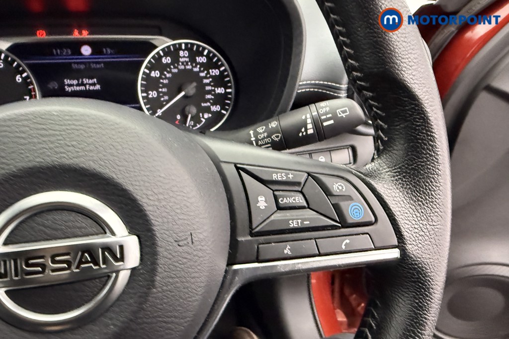 Nissan Juke Tekna Manual Petrol SUV - Stock Number (1575813) - 14th supplementary image