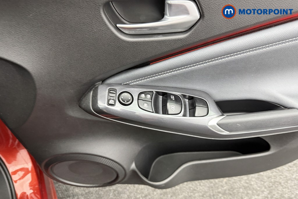Nissan Juke Tekna Manual Petrol SUV - Stock Number (1575813) - 16th supplementary image