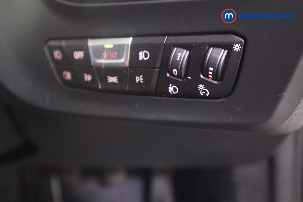 BMW 2 Series Sport Manual Petrol Saloon - Stock Number (1575892) - 10th supplementary image