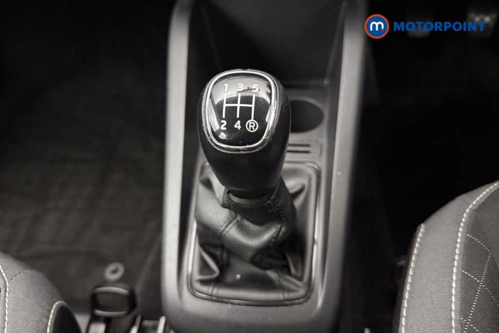 Skoda Fabia Colour Edition Manual Petrol Hatchback - Stock Number (1576192) - 6th supplementary image