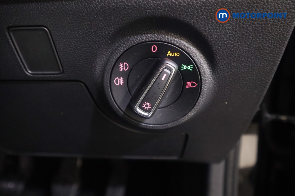 Seat Arona Fr Sport Manual Petrol SUV - Stock Number (1576518) - 9th supplementary image