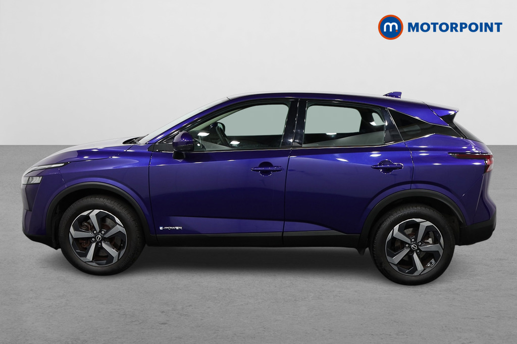 Nissan Qashqai Acenta Premium Automatic Petrol-Electric Hybrid SUV - Stock Number (1576626) - Passenger side
