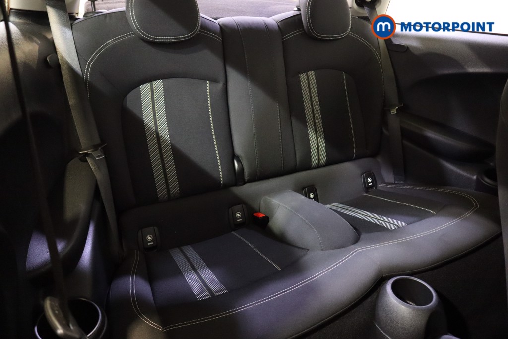 Mini Hatchback Cooper S Classic Tiptronic Petrol Hatchback - Stock Number (1576848) - 7th supplementary image