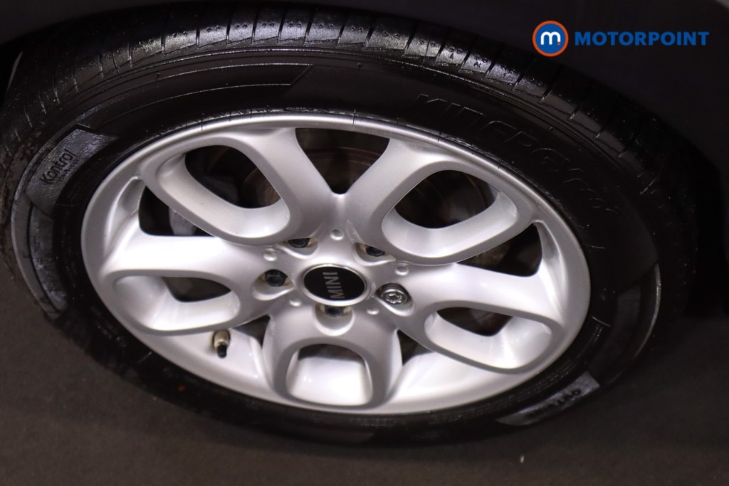 Mini Hatchback Cooper S Classic Tiptronic Petrol Hatchback - Stock Number (1576848) - 12th supplementary image