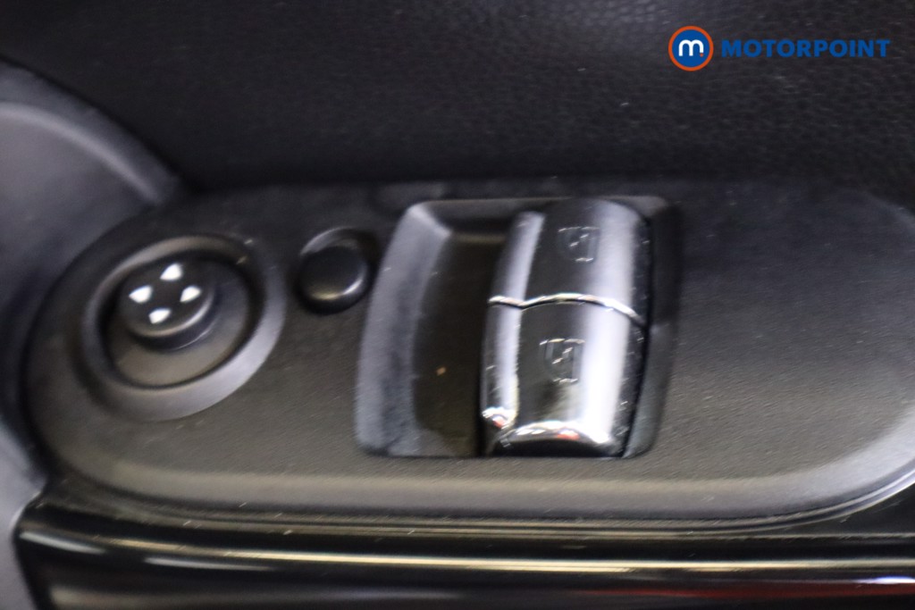 Mini Hatchback Cooper S Classic Tiptronic Petrol Hatchback - Stock Number (1576848) - 15th supplementary image