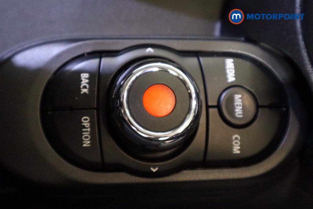 Mini Hatchback Cooper S Classic Tiptronic Petrol Hatchback - Stock Number (1576848) - 23rd supplementary image