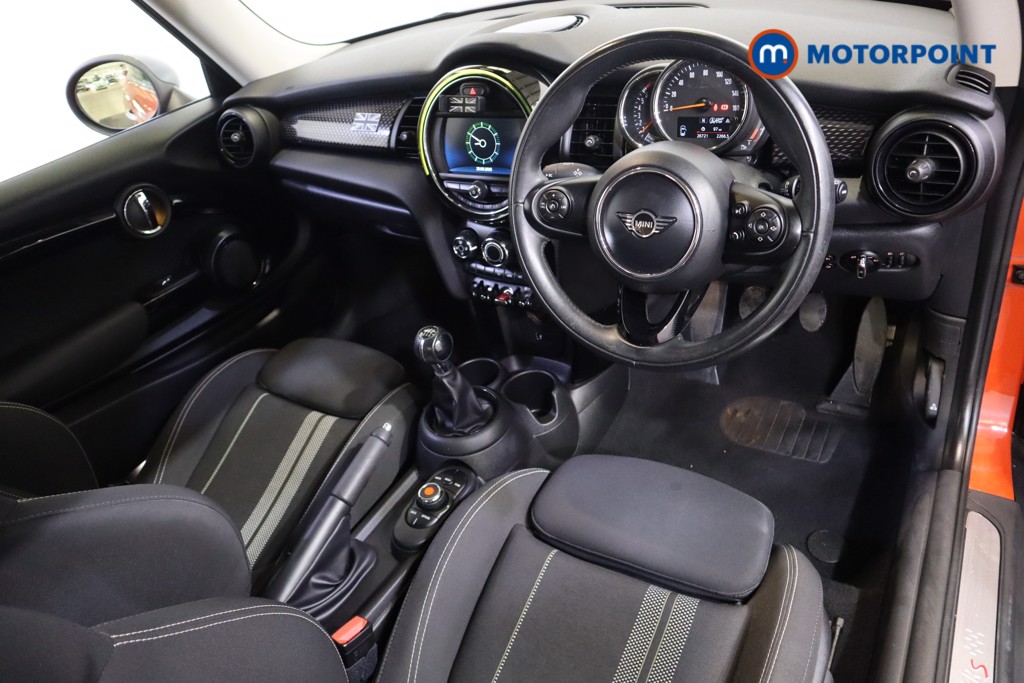Mini Hatchback Cooper S Classic Tiptronic Petrol Hatchback - Stock Number (1576848) - 1st supplementary image