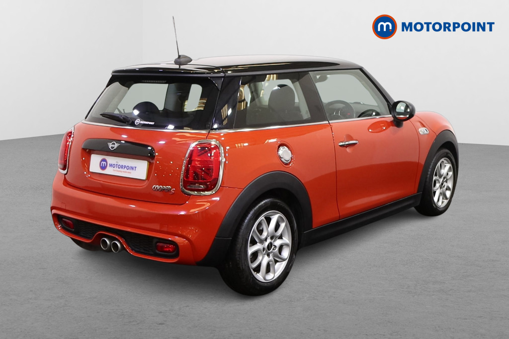 Mini Hatchback Cooper S Classic Tiptronic Petrol Hatchback - Stock Number (1576848) - Drivers side rear corner