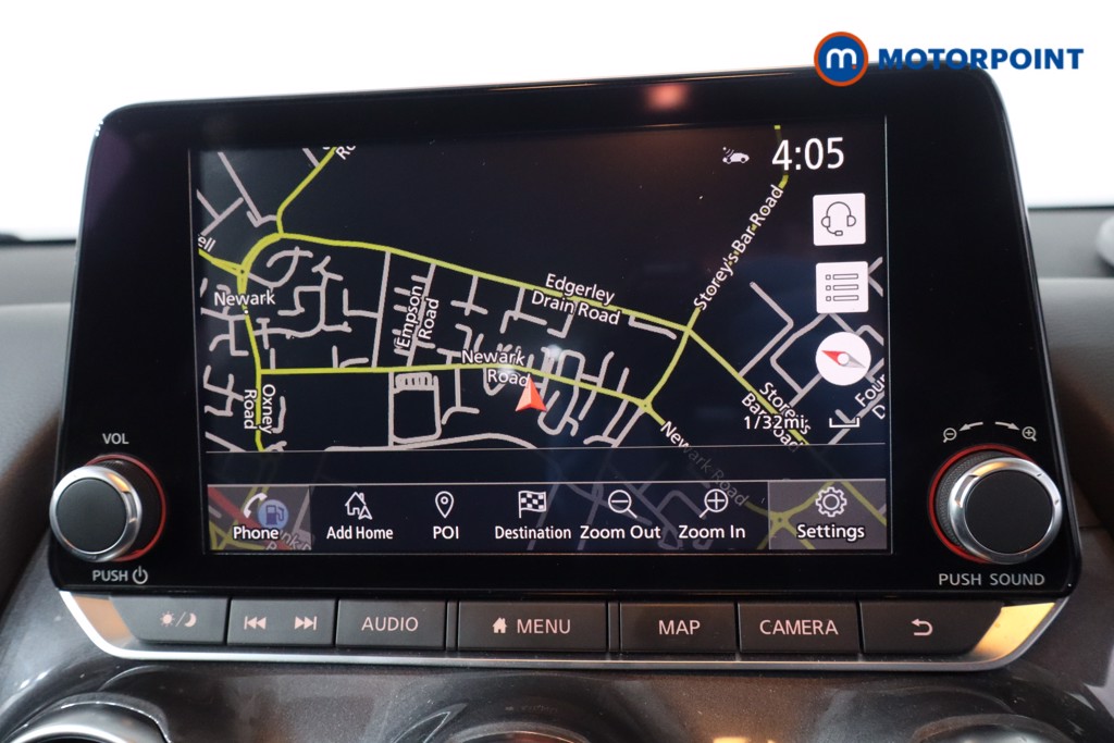 Nissan Juke N-Connecta Manual Petrol SUV - Stock Number (1576868) - 2nd supplementary image