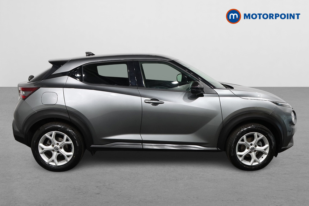 Nissan Juke N-Connecta Manual Petrol SUV - Stock Number (1576868) - Drivers side