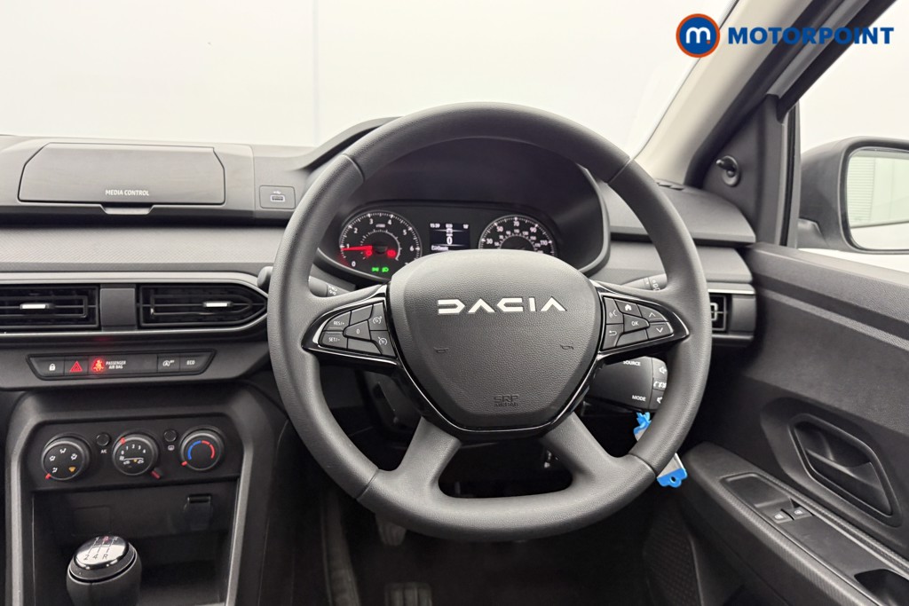 Dacia Sandero Essential Manual Petrol Hatchback - Stock Number (1577256) - 2nd supplementary image