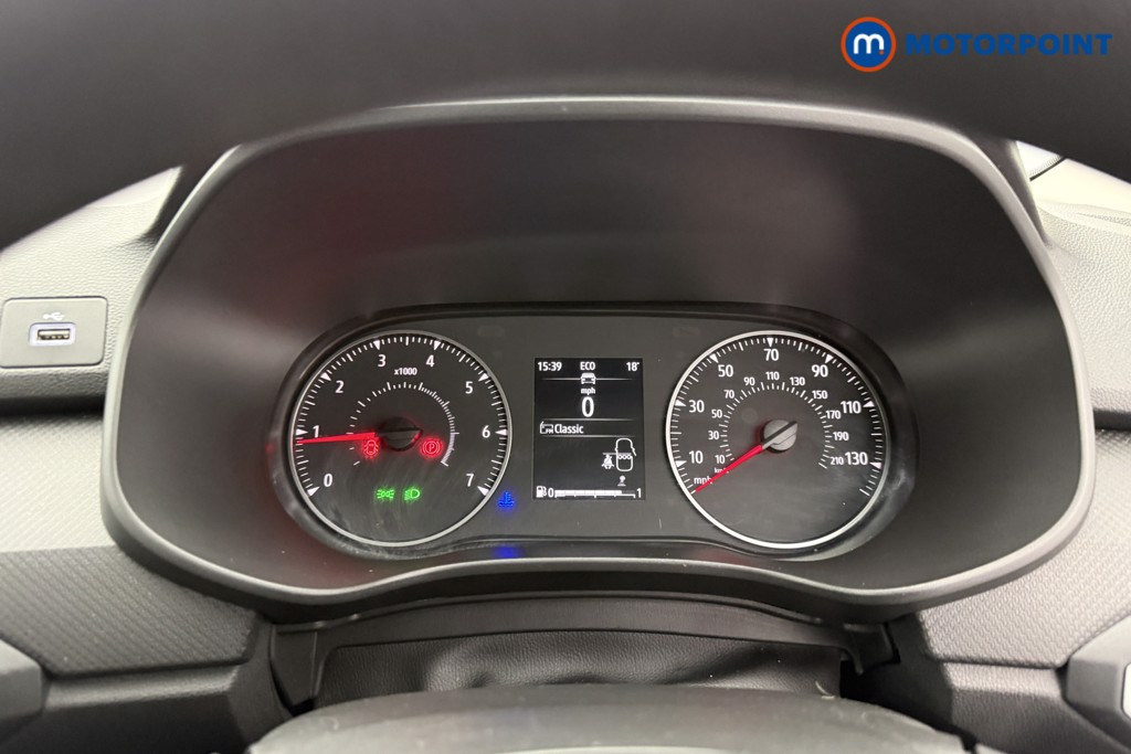 Dacia Sandero Essential Manual Petrol Hatchback - Stock Number (1577256) - 4th supplementary image