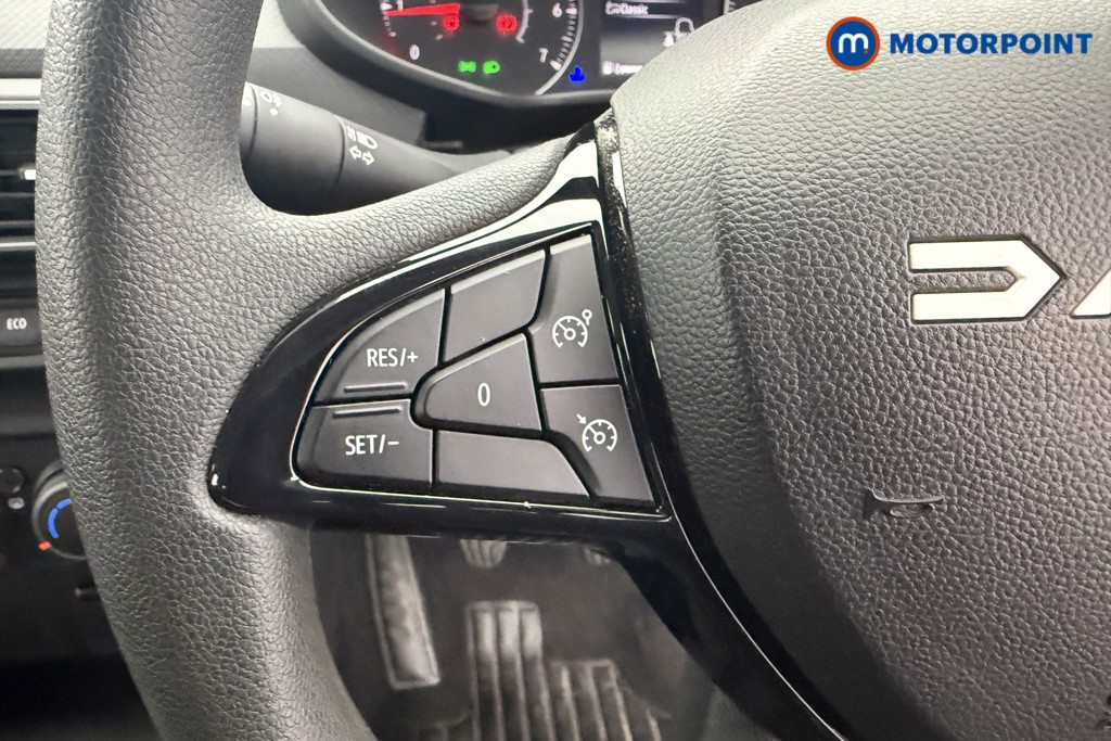 Dacia Sandero Essential Manual Petrol Hatchback - Stock Number (1577256) - 8th supplementary image