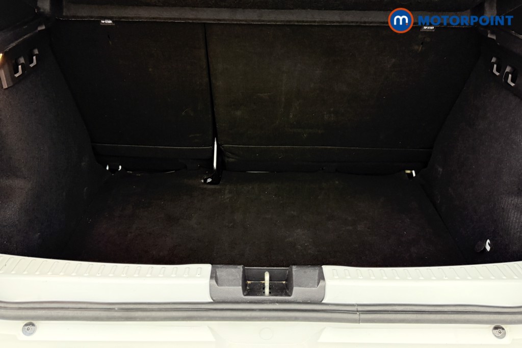 Dacia Sandero Essential Manual Petrol Hatchback - Stock Number (1577256) - 13th supplementary image