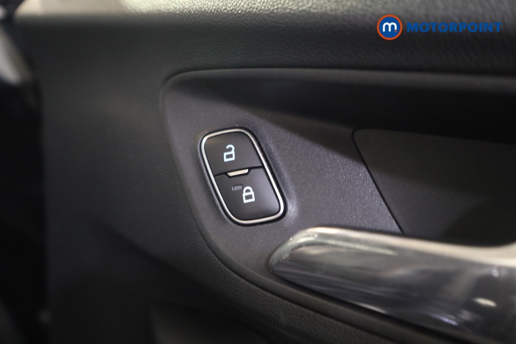 Ford Puma St-Line X First Edition Manual Petrol SUV - Stock Number (1577393) - 11th supplementary image