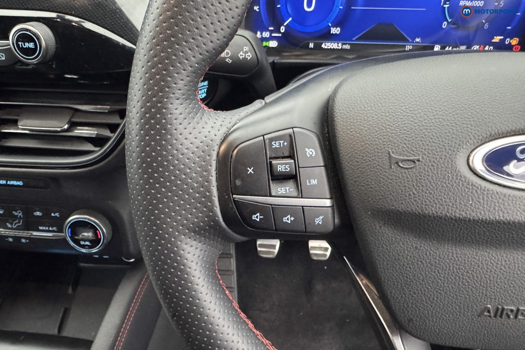 Ford Kuga St-Line Edition Manual Diesel SUV - Stock Number (1577467) - 12th supplementary image