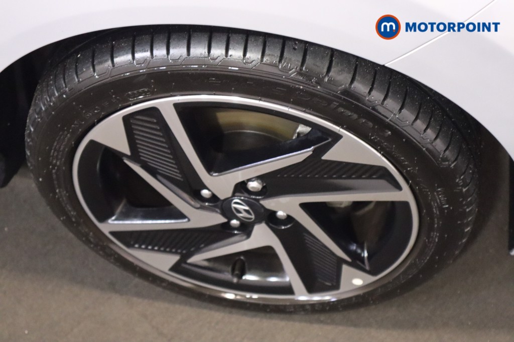 Hyundai I10 Premium Automatic Petrol Hatchback - Stock Number (1577473) - 11th supplementary image