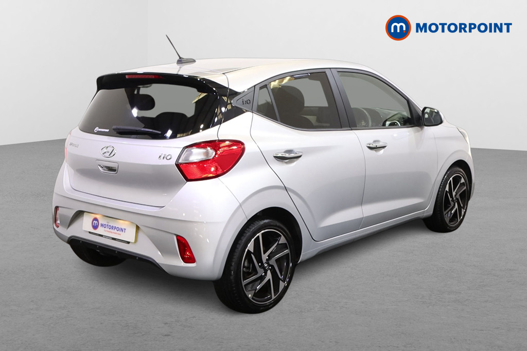 Hyundai I10 Premium Automatic Petrol Hatchback - Stock Number (1577473) - Drivers side rear corner