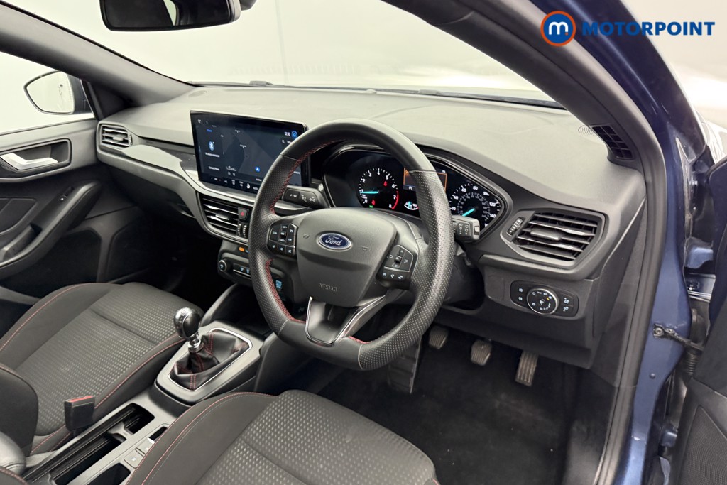 Ford Focus St-Line Edition Manual Petrol Hatchback - Stock Number (1577651) - 4th supplementary image