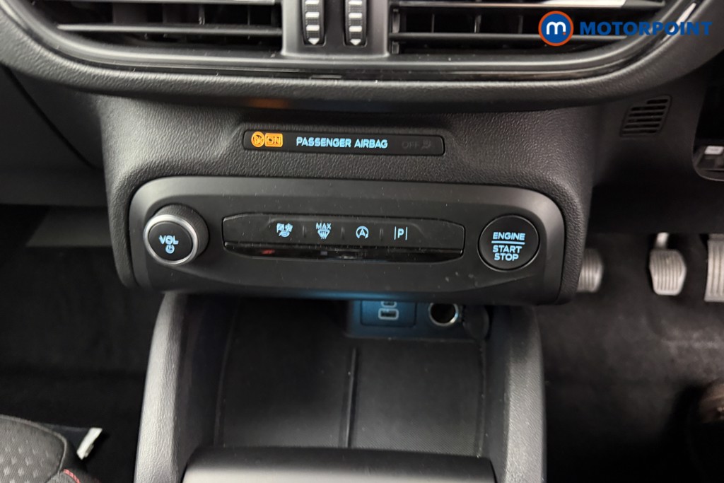 Ford Focus St-Line Edition Manual Petrol Hatchback - Stock Number (1577651) - 10th supplementary image