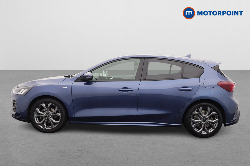 Ford Focus St-Line Edition Manual Petrol Hatchback - Stock Number (1577651) - Passenger side