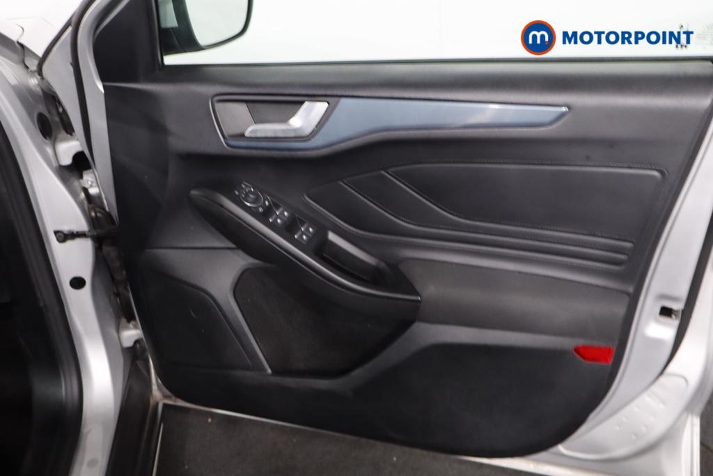 Ford Focus Active X Manual Petrol Estate - Stock Number (1577803) - 9th supplementary image