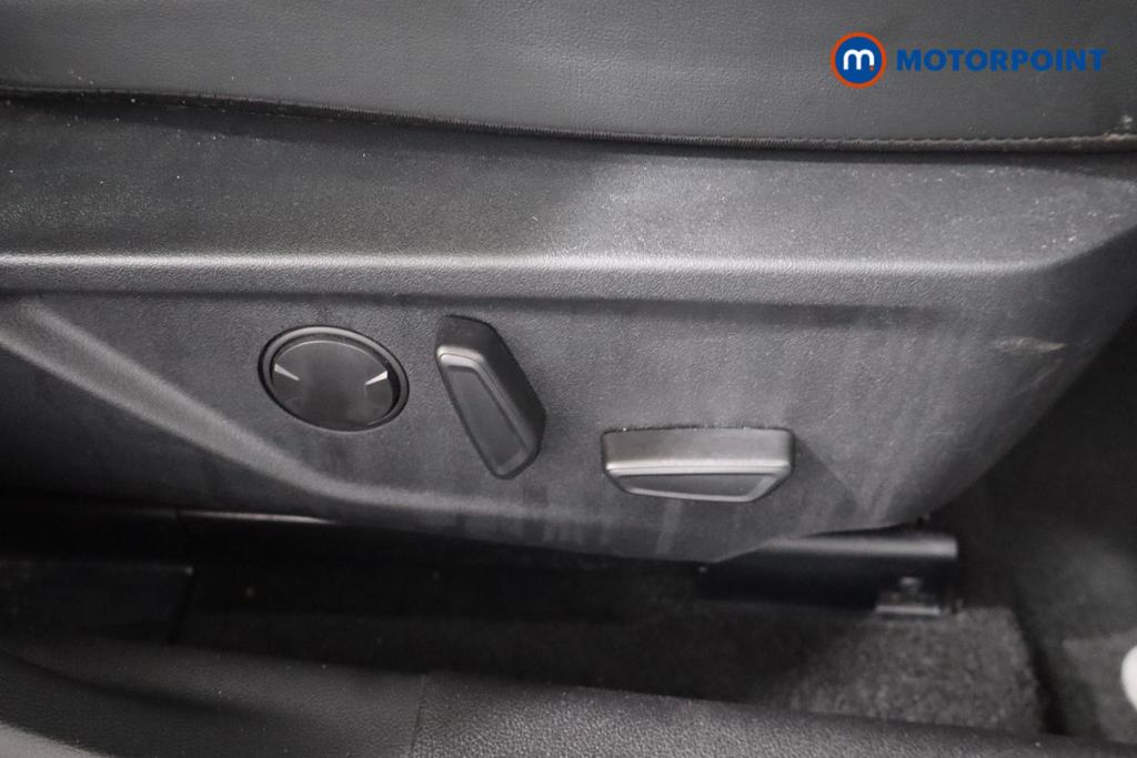 Ford Focus Active X Manual Petrol Estate - Stock Number (1577803) - 11th supplementary image