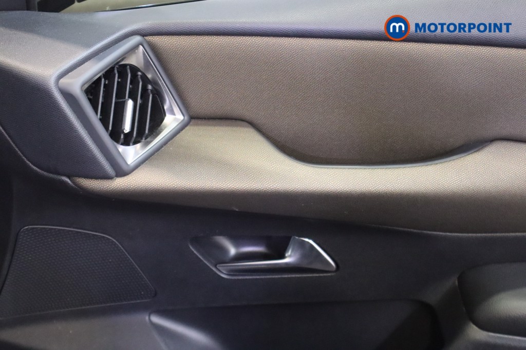 DS Ds 3 Prestige Manual Diesel SUV - Stock Number (1578068) - 14th supplementary image