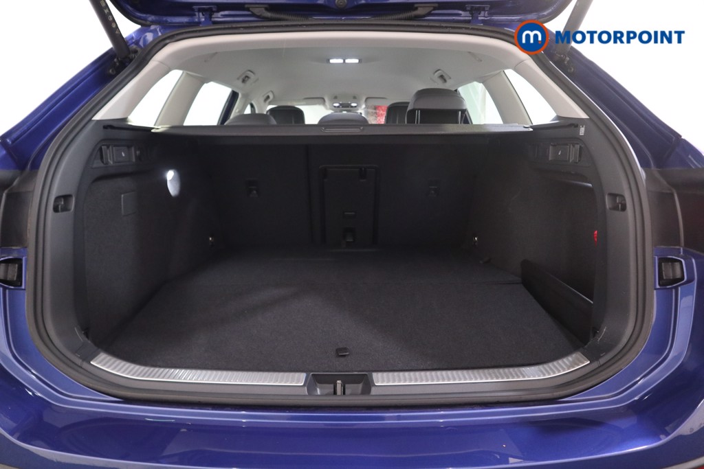 Volkswagen Passat Life Automatic Petrol Plug-In Hybrid Estate - Stock Number (1578134) - 14th supplementary image