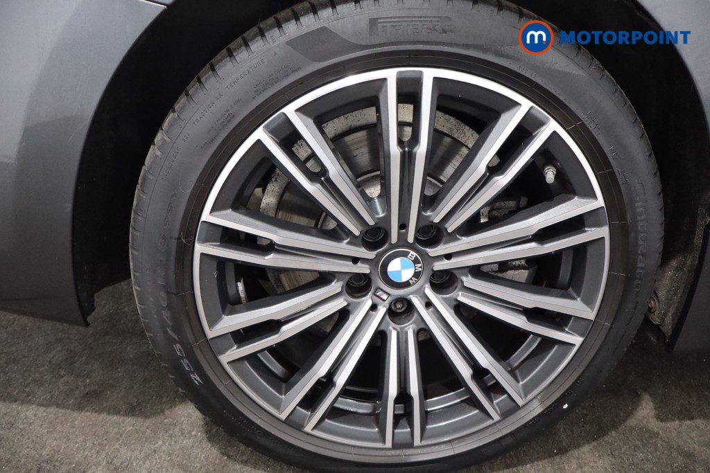 BMW 3 Series M Sport Automatic Petrol Plug-In Hybrid Saloon - Stock Number (1578162) - 9th supplementary image