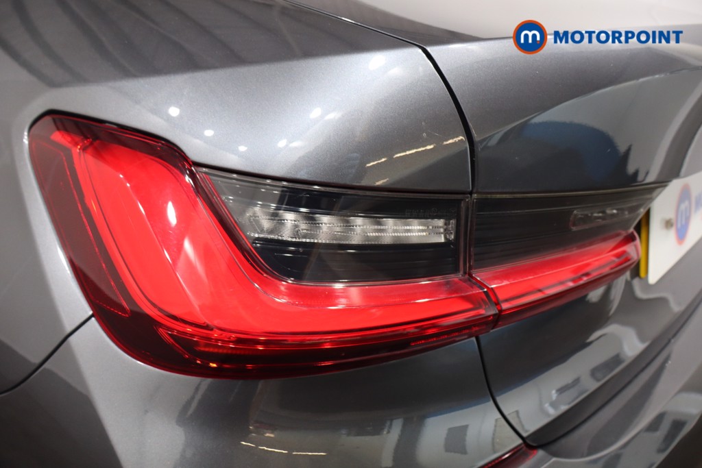 BMW 3 Series M Sport Automatic Petrol Plug-In Hybrid Saloon - Stock Number (1578162) - 36th supplementary image