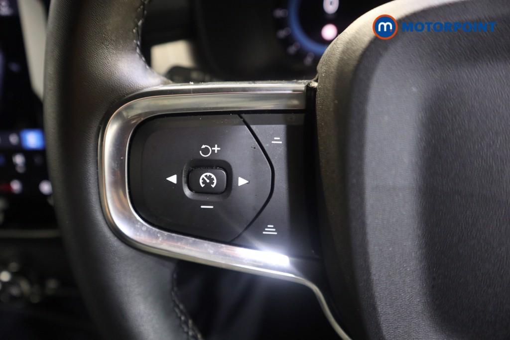 Volvo Xc40 Plus Automatic Petrol SUV - Stock Number (1578280) - 3rd supplementary image