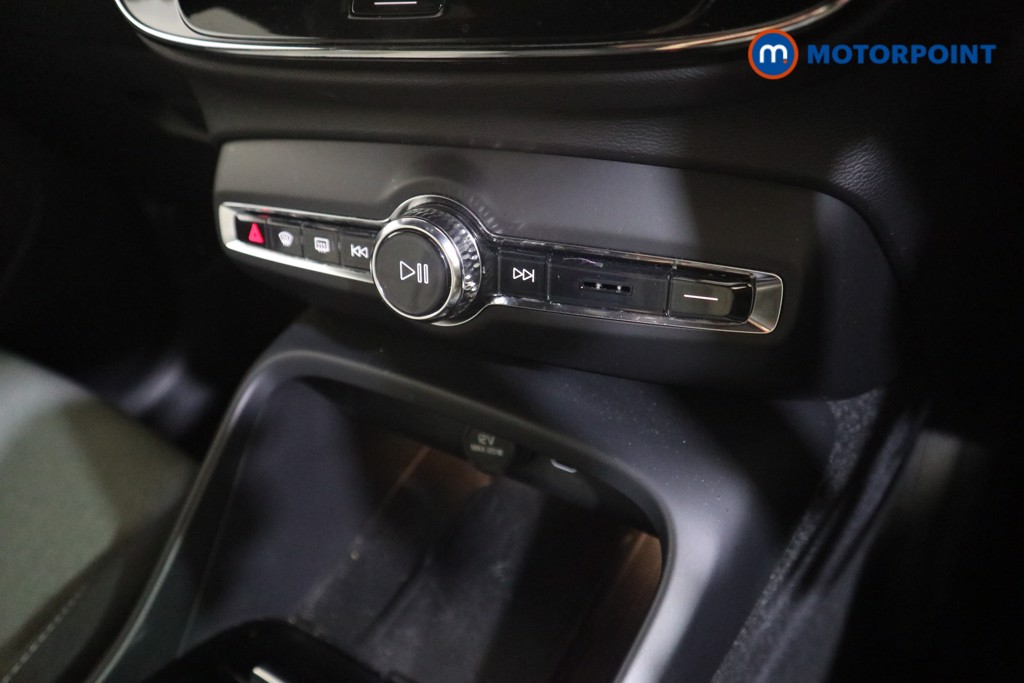 Volvo Xc40 Plus Automatic Petrol SUV - Stock Number (1578280) - 7th supplementary image