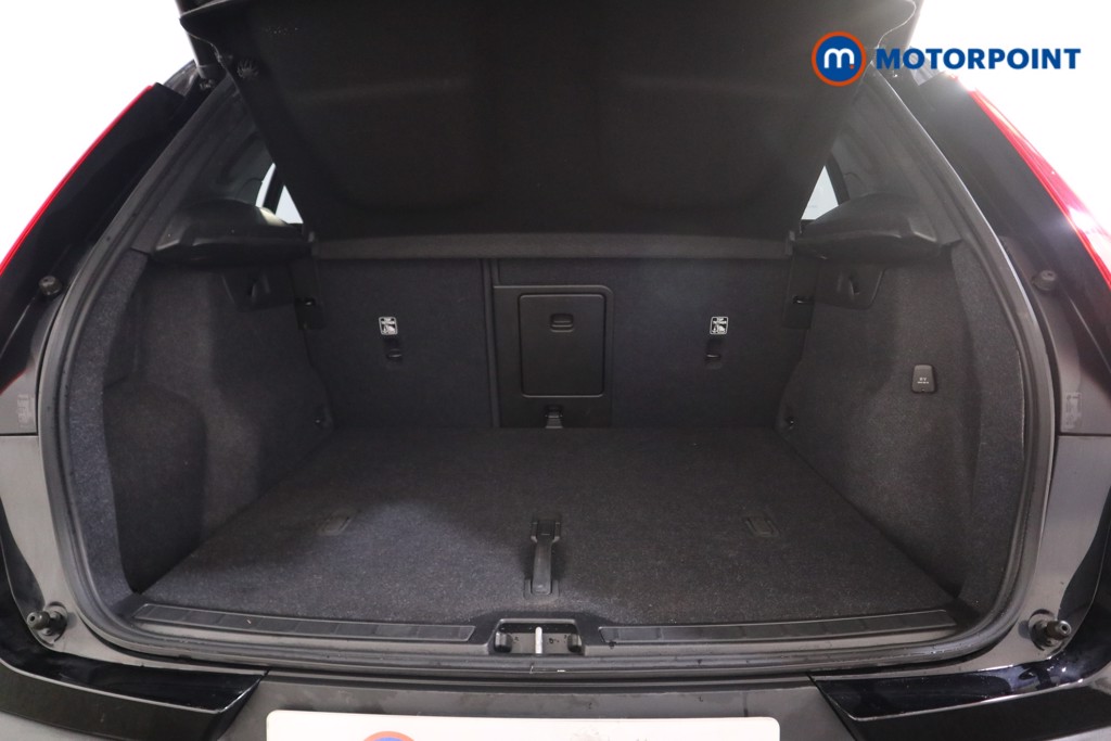 Volvo Xc40 Plus Automatic Petrol SUV - Stock Number (1578280) - 14th supplementary image