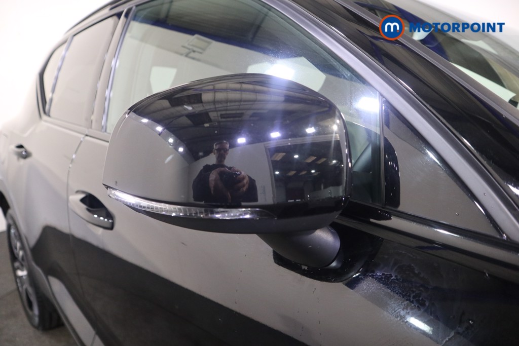 Volvo Xc40 Plus Automatic Petrol SUV - Stock Number (1578280) - 23rd supplementary image