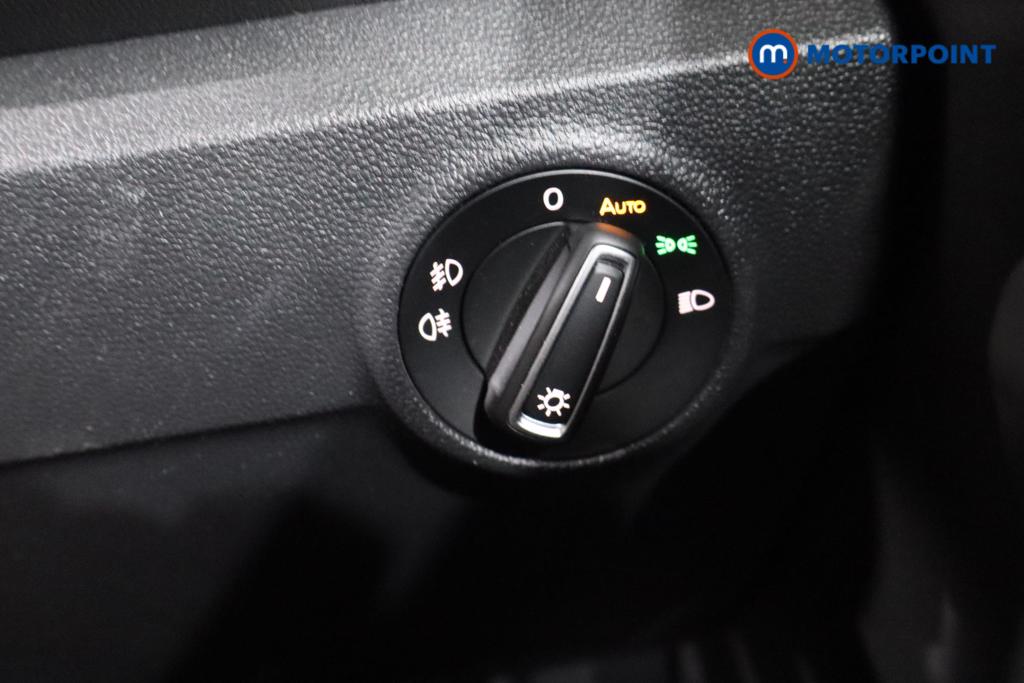 Volkswagen T-Roc R-Line Automatic Petrol SUV - Stock Number (1578326) - 17th supplementary image