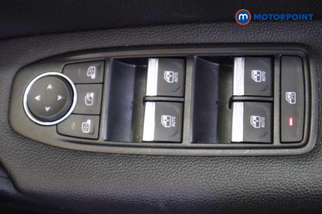 Renault Captur S Edition Manual Petrol SUV - Stock Number (1578720) - 15th supplementary image