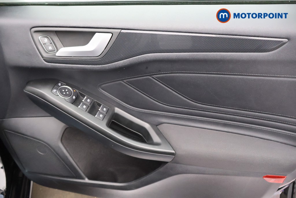 Ford Focus St-Line Manual Petrol Hatchback - Stock Number (1578945) - 10th supplementary image