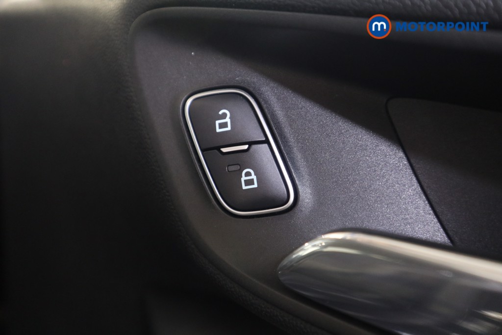 Ford Fiesta Titanium Automatic Petrol Hatchback - Stock Number (1579202) - 10th supplementary image