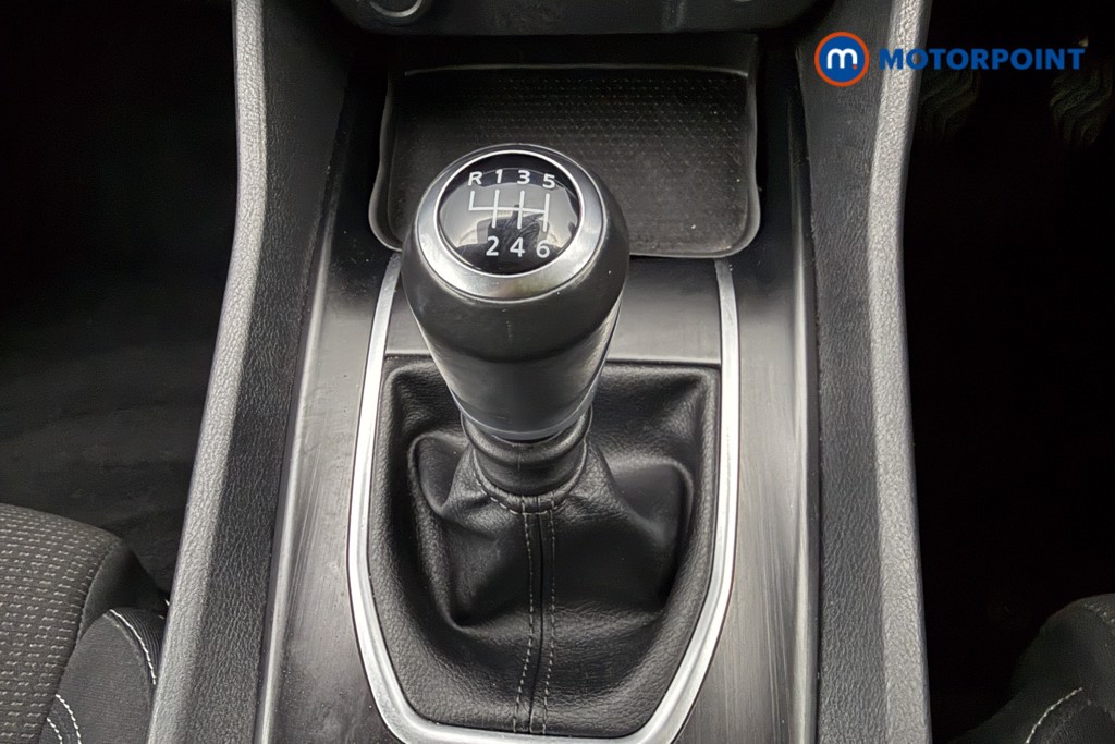 Nissan Qashqai Acenta Premium Manual Petrol SUV - Stock Number (1579220) - 6th supplementary image