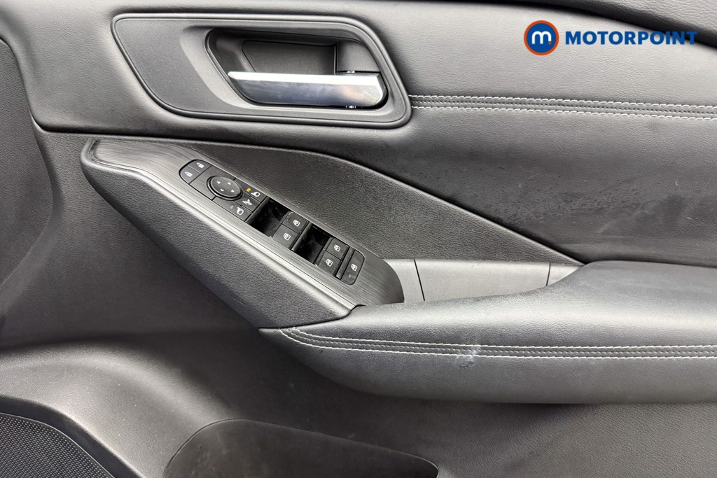 Nissan Qashqai Acenta Premium Manual Petrol SUV - Stock Number (1579220) - 17th supplementary image