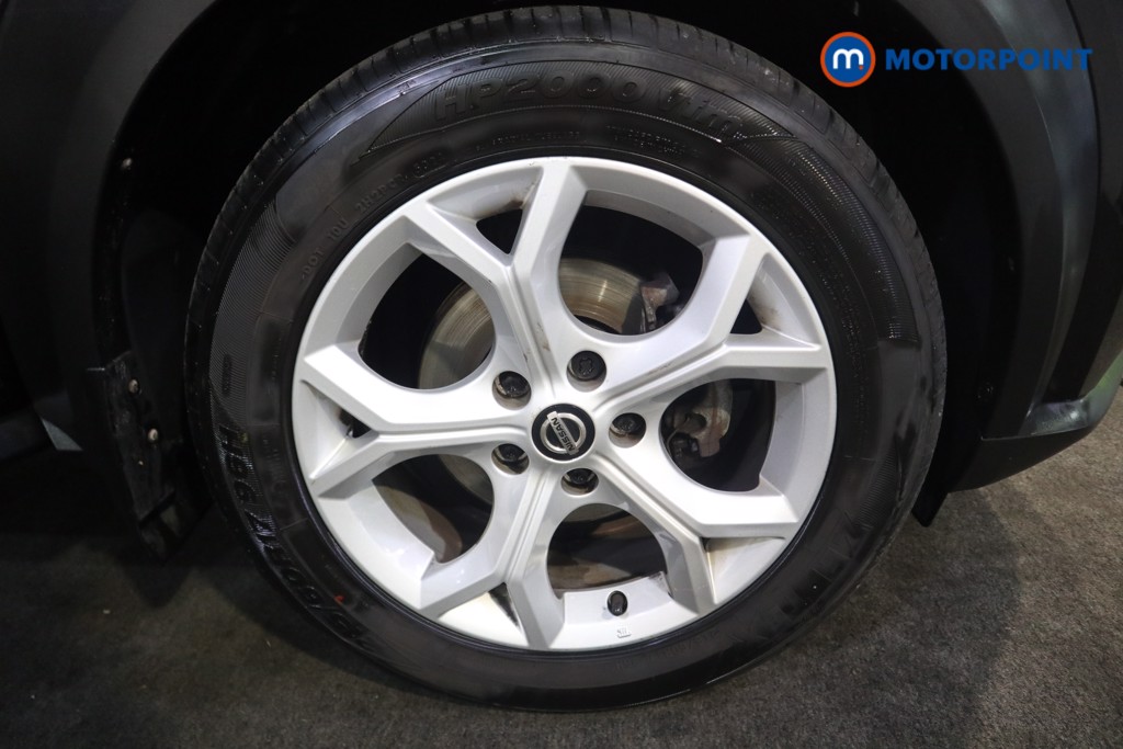 Nissan Juke N-Connecta Automatic Petrol SUV - Stock Number (1579391) - 15th supplementary image