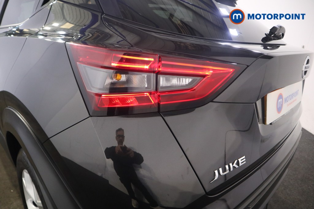 Nissan Juke N-Connecta Automatic Petrol SUV - Stock Number (1579391) - 20th supplementary image