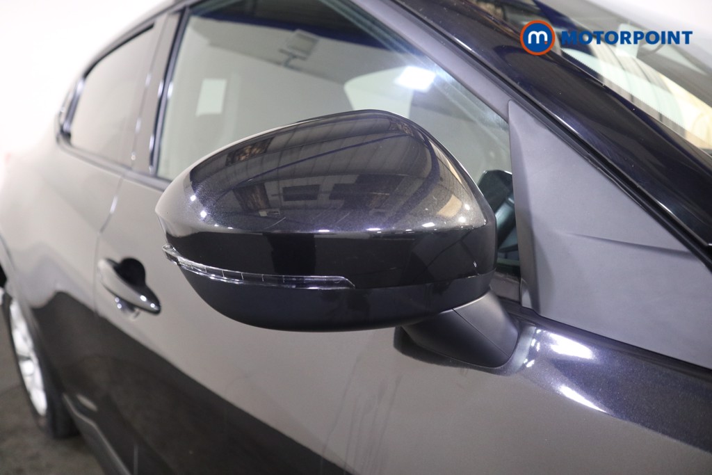 Nissan Juke N-Connecta Automatic Petrol SUV - Stock Number (1579391) - 22nd supplementary image