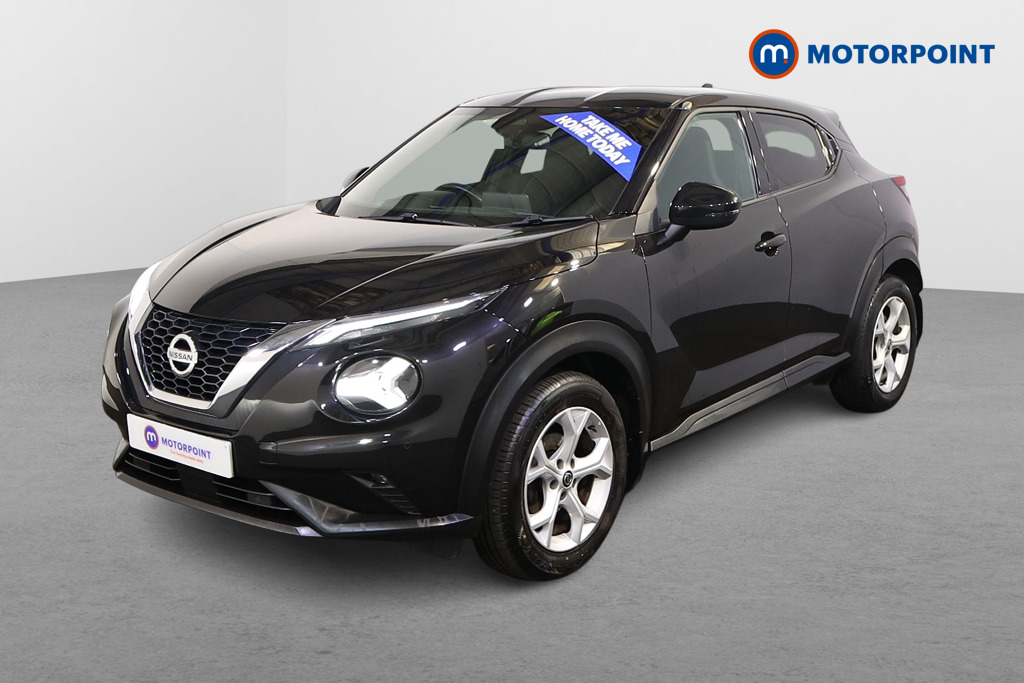 Nissan Juke N-Connecta Automatic Petrol SUV - Stock Number (1579391) - Passenger side front corner