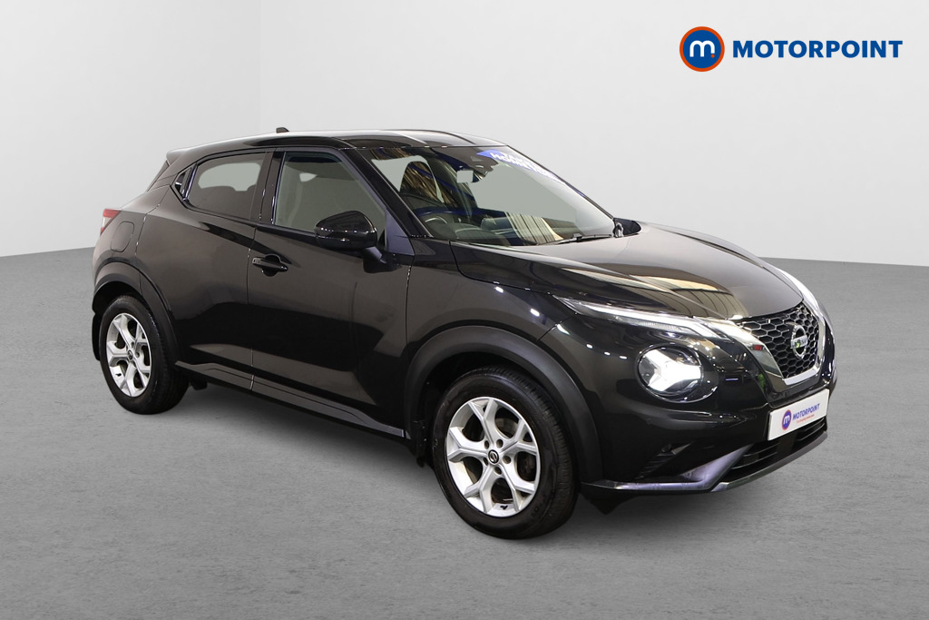 Nissan Juke N-Connecta Automatic Petrol SUV - Stock Number (1579391) - Drivers side front corner