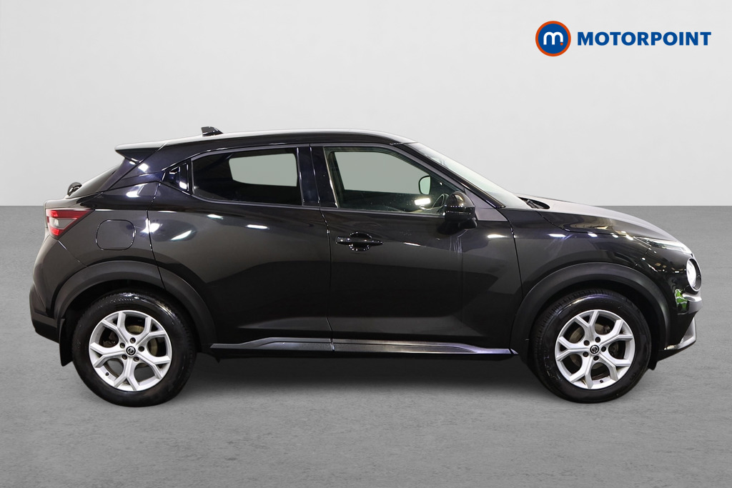 Nissan Juke N-Connecta Automatic Petrol SUV - Stock Number (1579391) - Drivers side