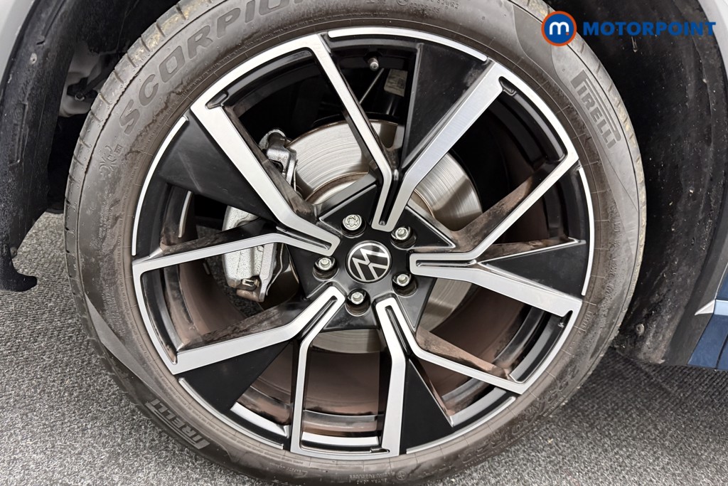 Volkswagen Tiguan R-Line Automatic Diesel SUV - Stock Number (1579881) - 29th supplementary image